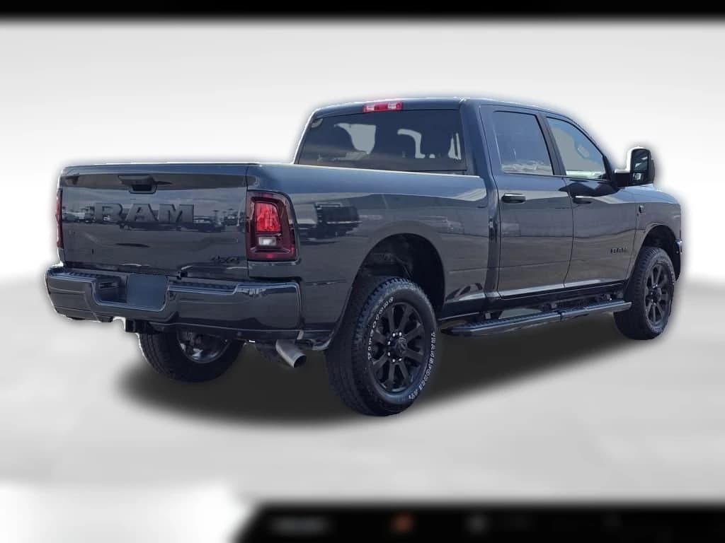 Ram 2500 Big Horn 4x4 Crew Cab 6'4" Box 2026 — side view
