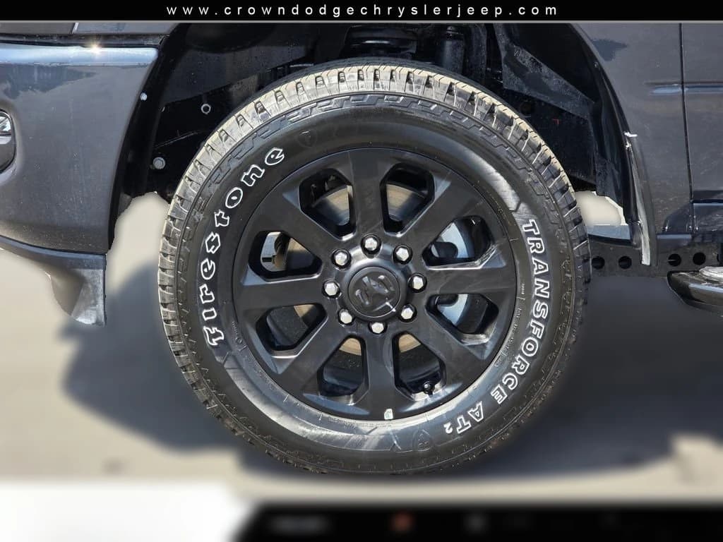 Ram 2500 Big Horn 4x4 Crew Cab 6'4" Box 2026 — side view