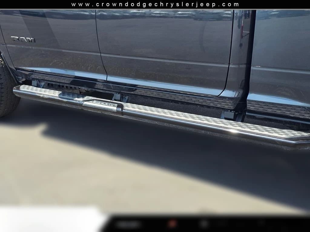 Ram 2500 Big Horn 4x4 Crew Cab 6'4" Box 2026 — side view