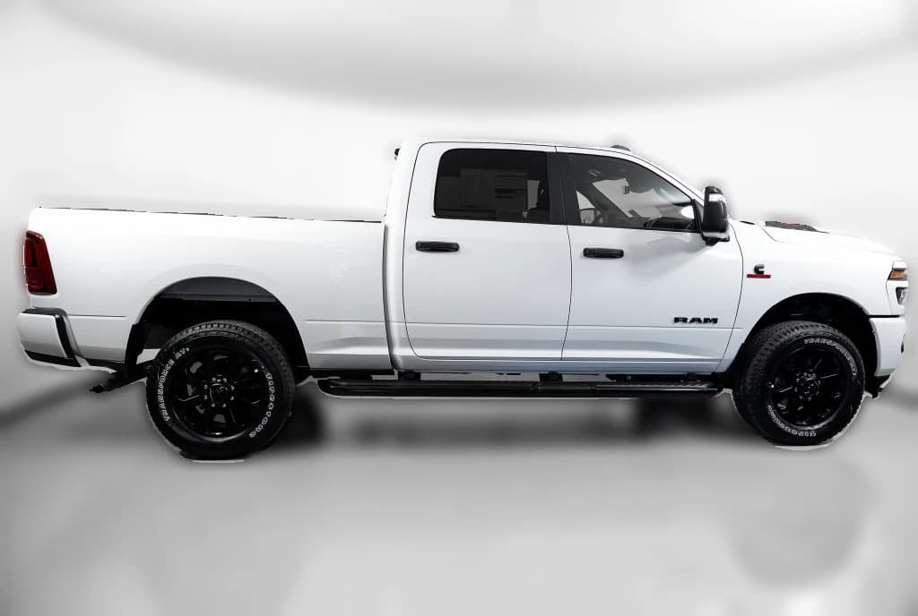 Ram 2500 Big Horn 4x4 Crew Cab 6'4" Box 2027 — side view