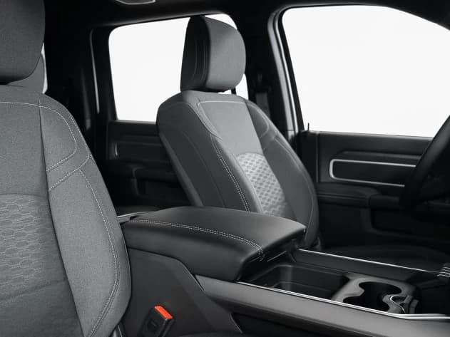 Ram 2500 Big Horn 4x4 Crew Cab 6'4" Box 2027 — side view