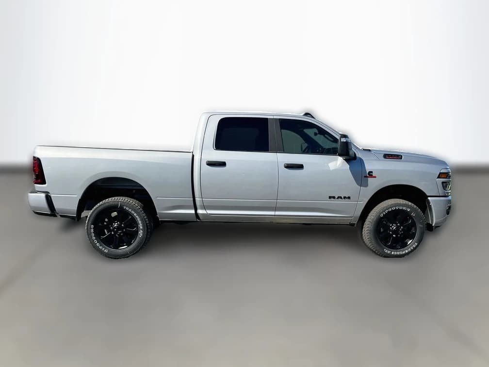 Ram 2500 Big Horn 4x4 Crew Cab 6'4" Box 2026 — side view