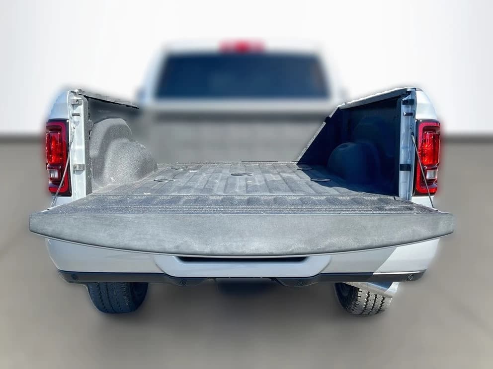 Ram 2500 Big Horn 4x4 Crew Cab 6'4" Box 2026 — side view