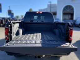 Ram 2500 Big Horn 4x4 Crew Cab 6'4" Box 2026 — side view