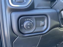Ram 2500 Big Horn 4x4 Crew Cab 6'4" Box 2026 — side view