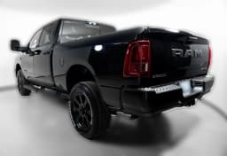 Ram 2500 Big Horn 4x4 Crew Cab 6'4" Box 2027 — side view