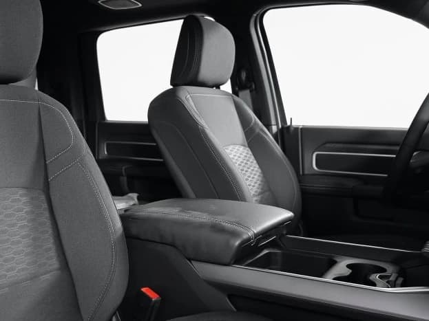 Ram 2500 Big Horn 4x4 Crew Cab 6'4" Box 2027 — side view