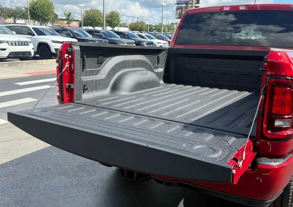 Ram 2500 Big Horn 4x4 Crew Cab 6'4" Box 2026 — side view
