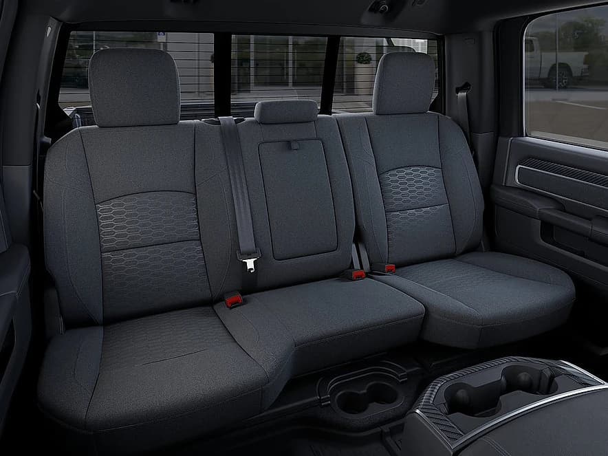 Ram 2500 Big Horn 4x4 Crew Cab 6'4" Box 2026 — side view