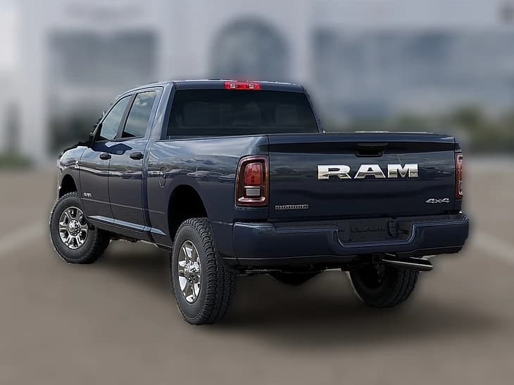Ram 2500 Big Horn 4x4 Crew Cab 6'4" Box 2026 — side view