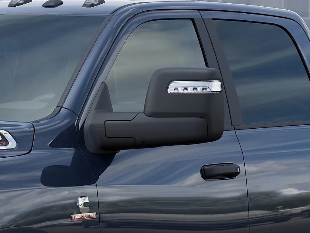 Ram 2500 Big Horn 4x4 Crew Cab 6'4" Box 2026 — side view