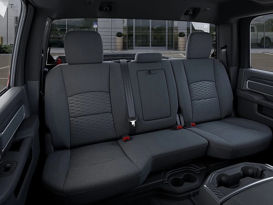 Ram 2500 Big Horn 4x4 Crew Cab 6'4" Box 2026 — side view
