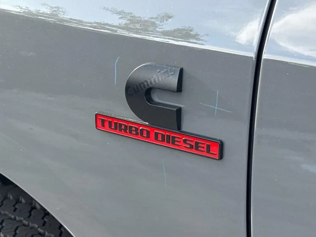 Ram 2500 Big Horn 4x4 Crew Cab 6'4" Box 2026 — side view