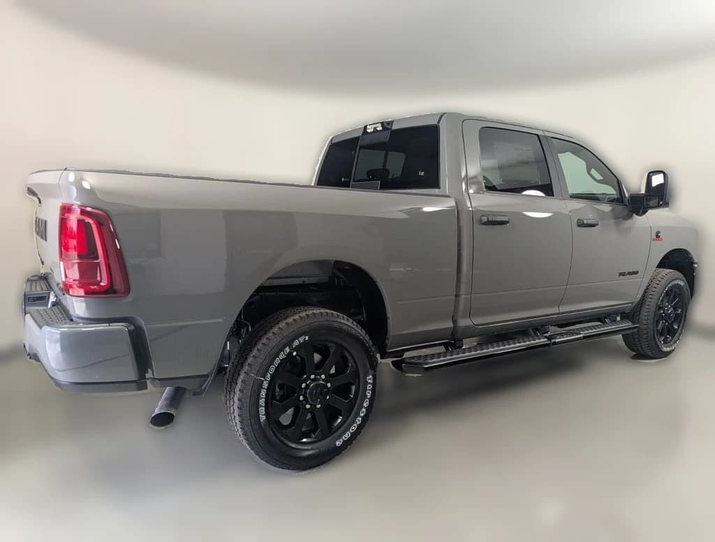 Ram 2500 Big Horn 4x4 Crew Cab 6'4" Box 2026 — side view