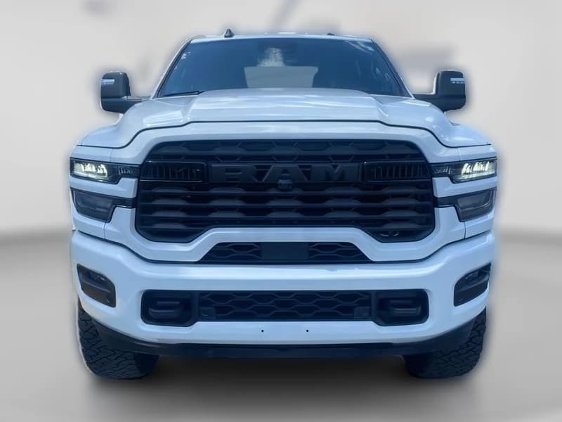 Ram 2500 Big Horn 4x4 Crew Cab 6'4" Box 2025 — side view