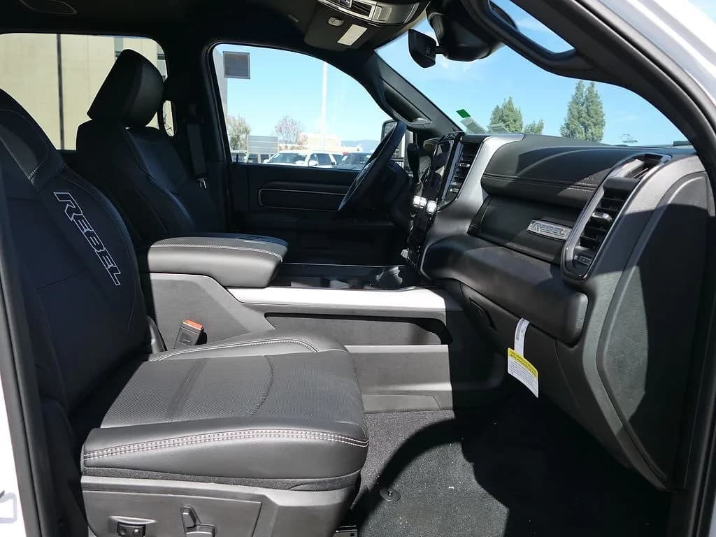 Ram 2500 Rebel 4x4 Crew Cab 6'4" Box 2026 — side view
