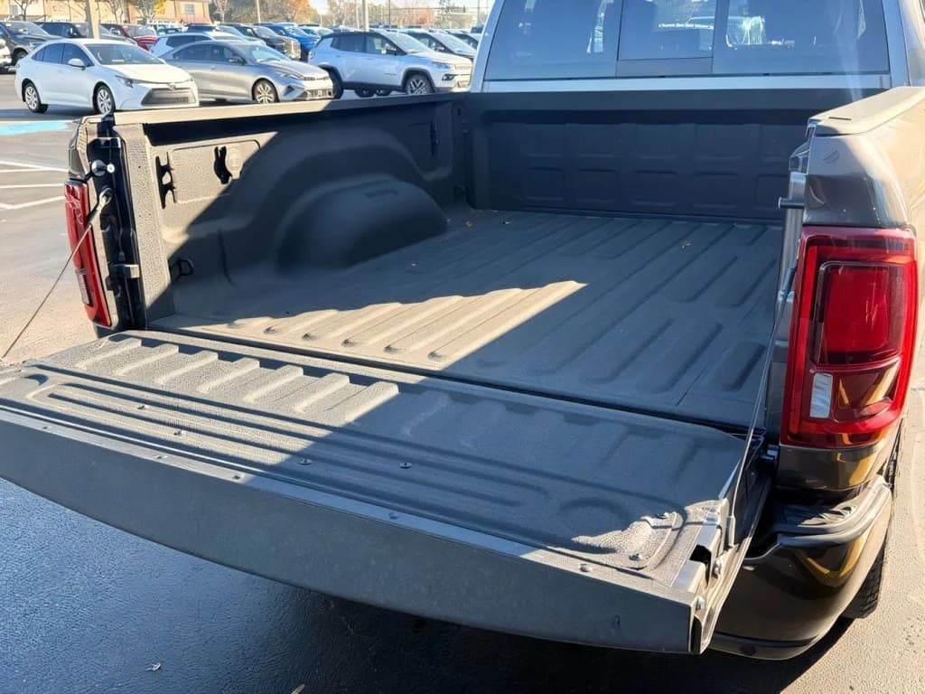 Ram 2500 Laramie 4x4 Crew Cab 6'4" Box 2026 — side view