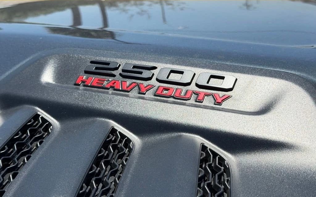 Ram 2500 Laramie 4x4 Crew Cab 6'4" Box 2026 — side view