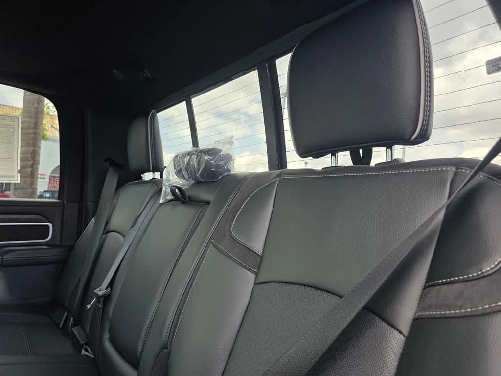 Ram 2500 Laramie 4x4 Crew Cab 6'4" Box 2026 — side view