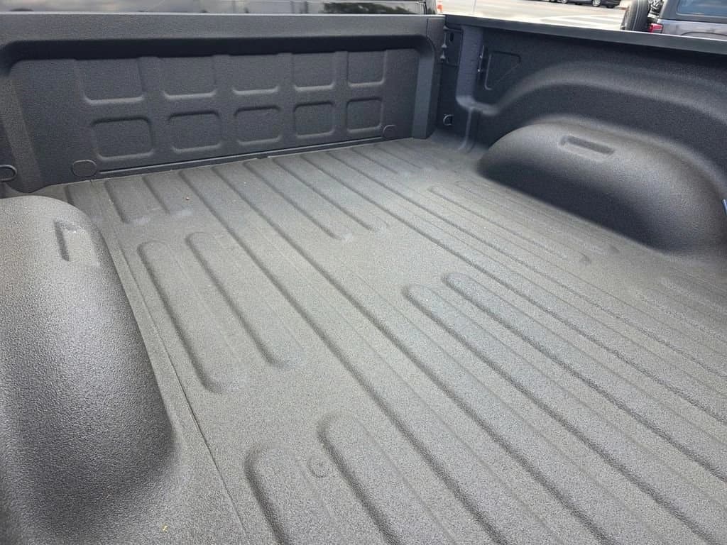 Ram 2500 Laramie 4x4 Crew Cab 6'4" Box 2026 — side view