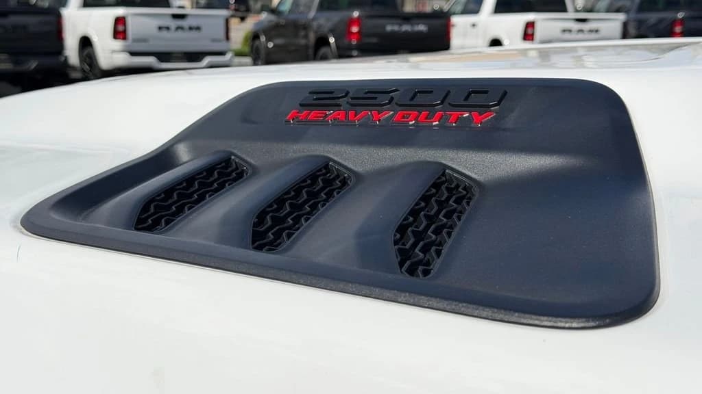 Ram 2500 Laramie 4x4 Crew Cab 6'4" Box 2026 — side view