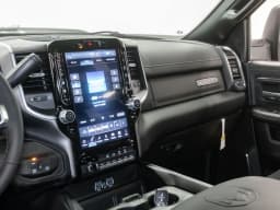 Ram 2500 Laramie 4x4 Crew Cab 6'4" Box 2027 — side view