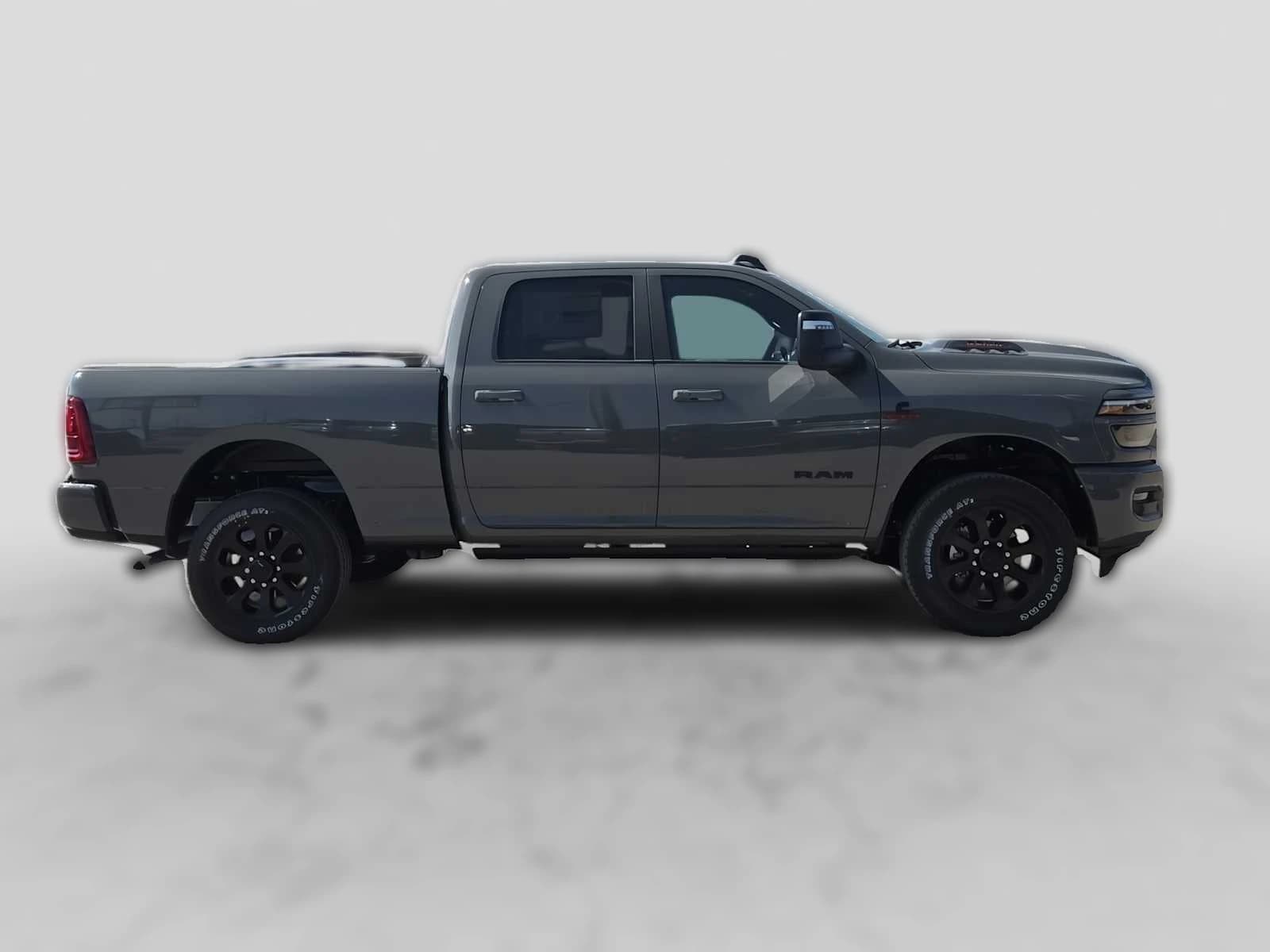 Ram 2500 Laramie 4x4 Crew Cab 6'4" Box 2027 — side view
