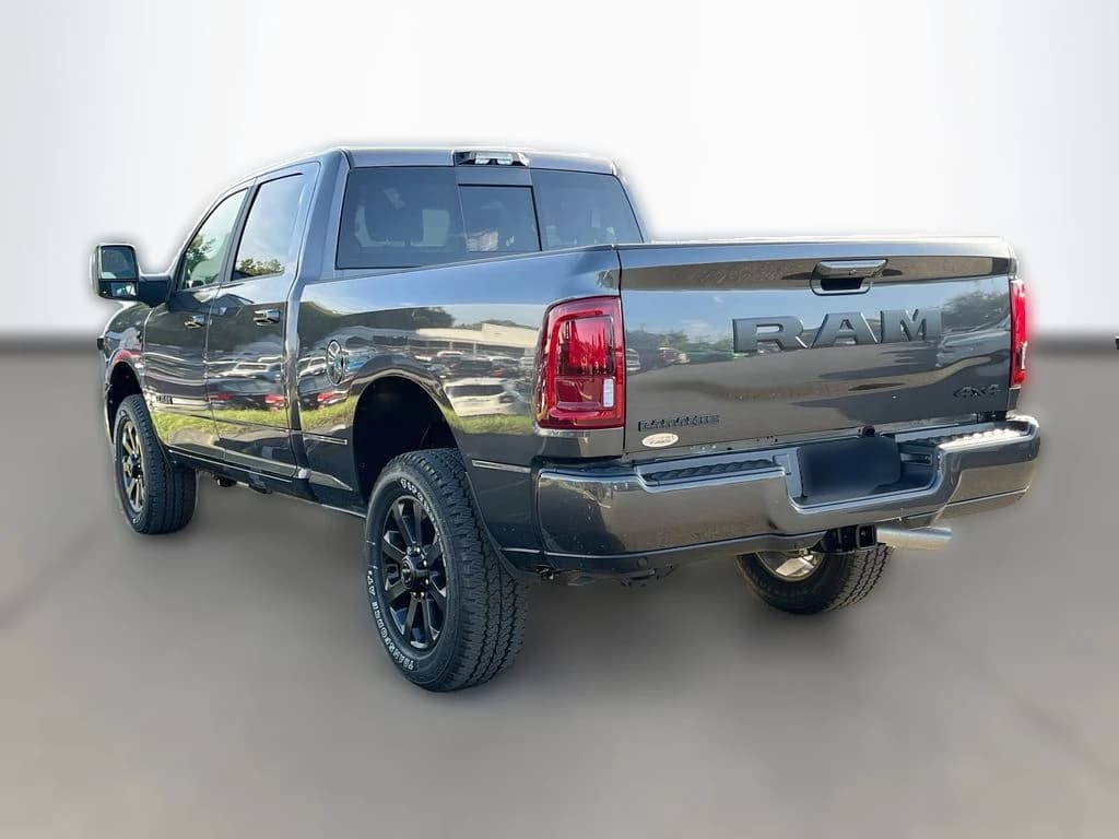 Ram 2500 Laramie 4x4 Crew Cab 6'4" Box 2027 — side view