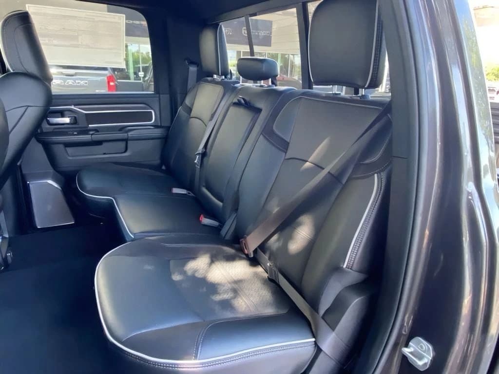Ram 2500 Laramie 4x4 Crew Cab 6'4" Box 2026 — side view