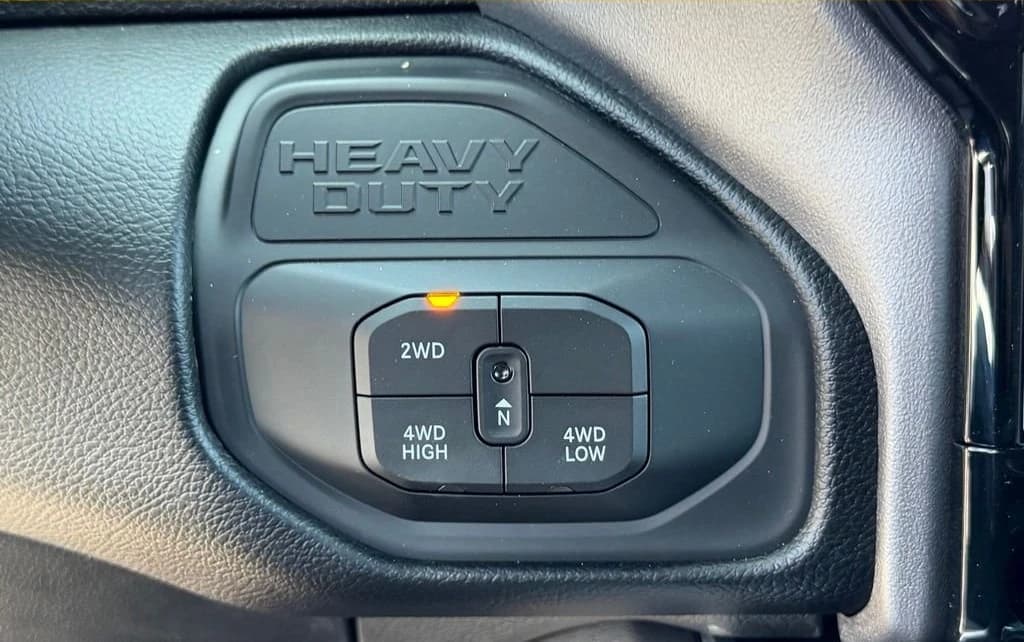 Ram 2500 Laramie 4x4 Crew Cab 6'4" Box 2026 — side view