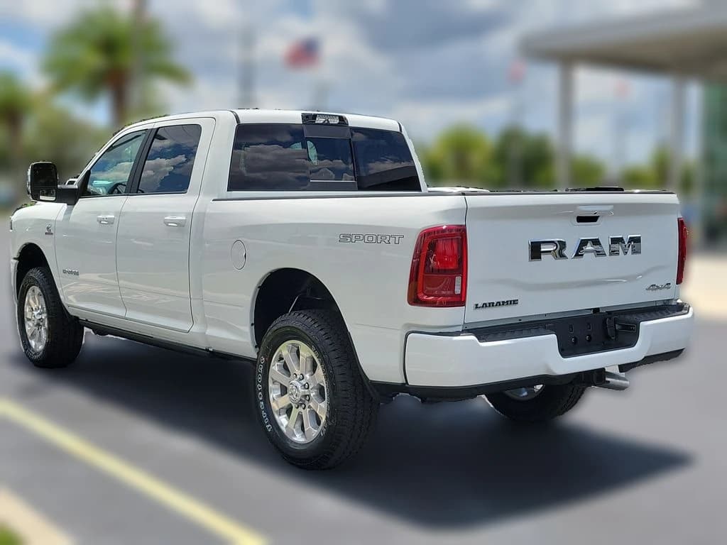 Ram 2500 Laramie 4x4 Crew Cab 6'4" Box 2026 — side view