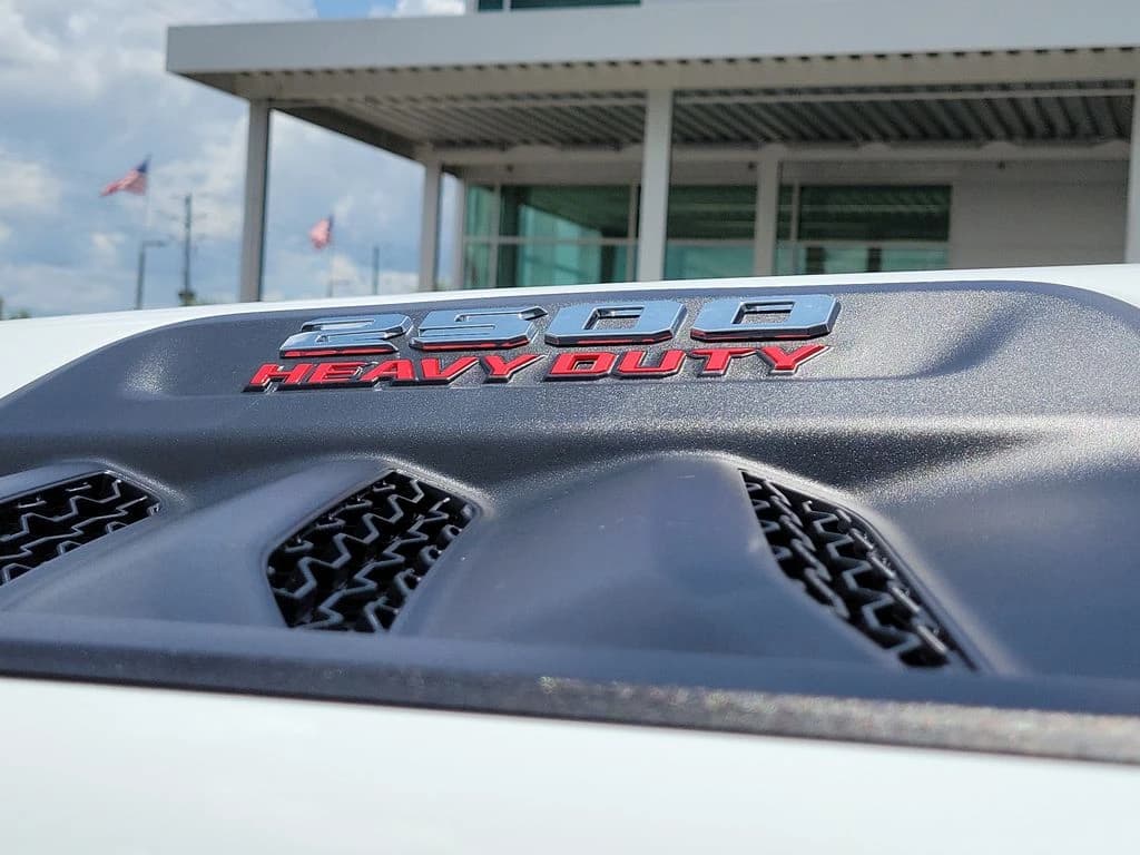 Ram 2500 Laramie 4x4 Crew Cab 6'4" Box 2026 — side view