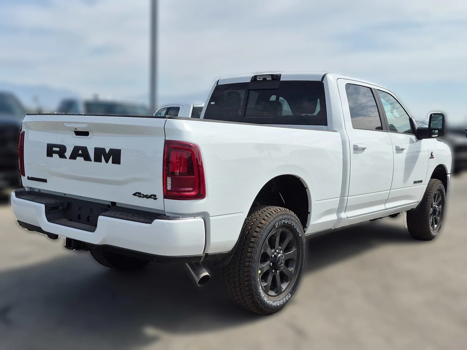 Ram 2500 Laramie 4x4 Crew Cab 6'4" Box 2027 — side view