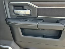 Ram 2500 Laramie 4x4 Crew Cab 6'4" Box 2027 — side view