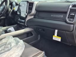 Ram 2500 Laramie 4x4 Crew Cab 6'4" Box 2027 — side view