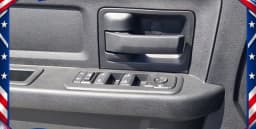Ram 2500 Tradesman 4x4 Crew Cab 8' Box 2026 — side view