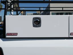 Ram 2500 Tradesman 4x4 Crew Cab 8' Box 2025 — side view