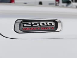 Ram 2500 Tradesman 4x4 Crew Cab 8' Box 2025 — side view