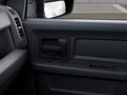 Ram 2500 Tradesman 4x4 Crew Cab 8' Box 2025 — side view