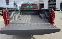 Ram 2500 Big Horn 4x4 Crew Cab 8' Box 2026 — side view