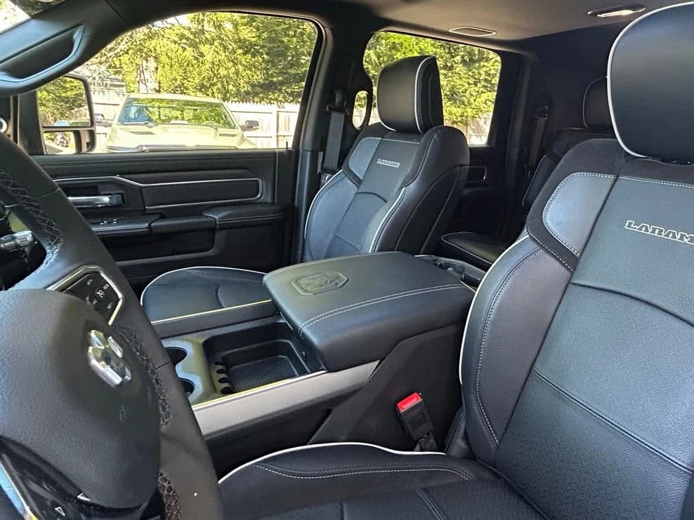 Ram 2500 Laramie 4x4 Mega Cab 6'4" Box 2026 — side view