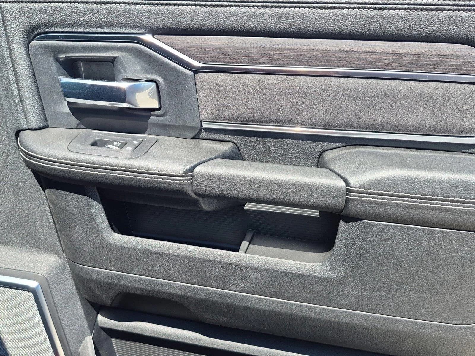 Ram 2500 Laramie 4x4 Mega Cab 6'4" Box 2026 — side view