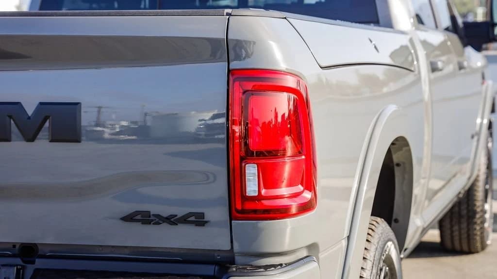 Ram 2500 Limited 4x4 Crew Cab 6'4" Box 2026 — side view