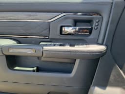 Ram 2500 Limited 4x4 Crew Cab 6'4" Box 2026 — side view