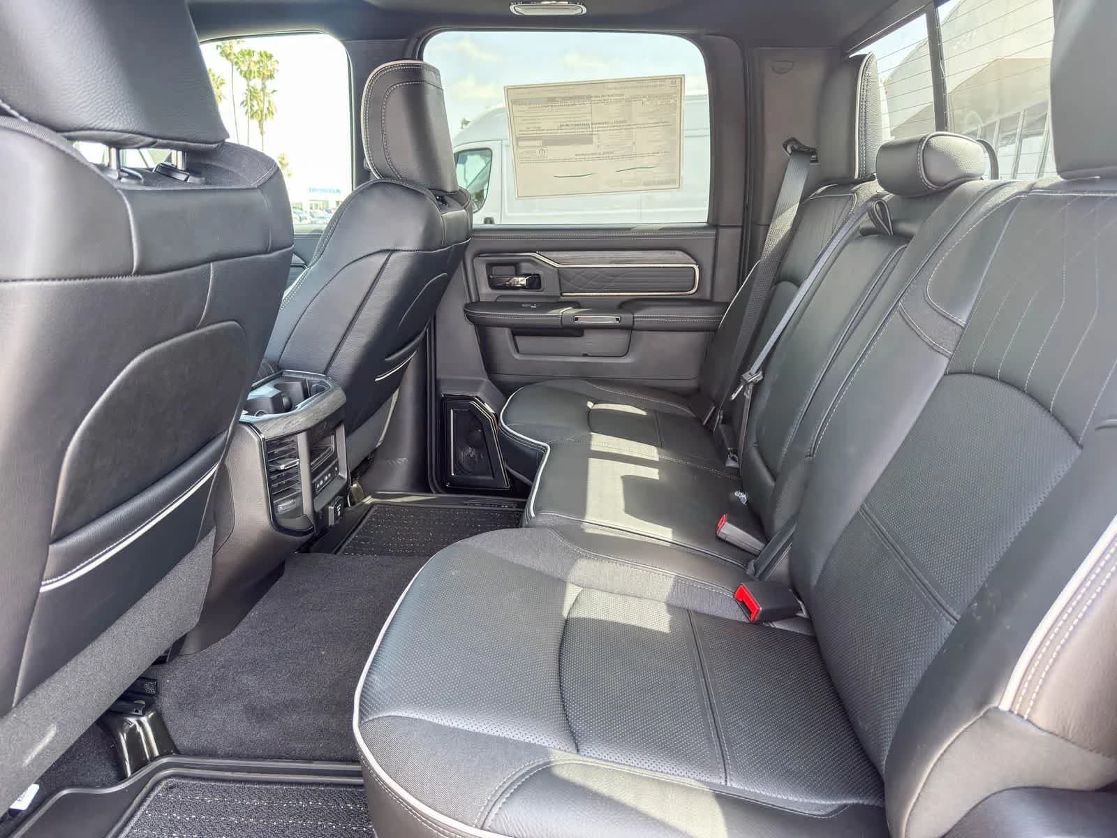 Ram 2500 Limited 4x4 Crew Cab 6'4" Box 2026 — side view