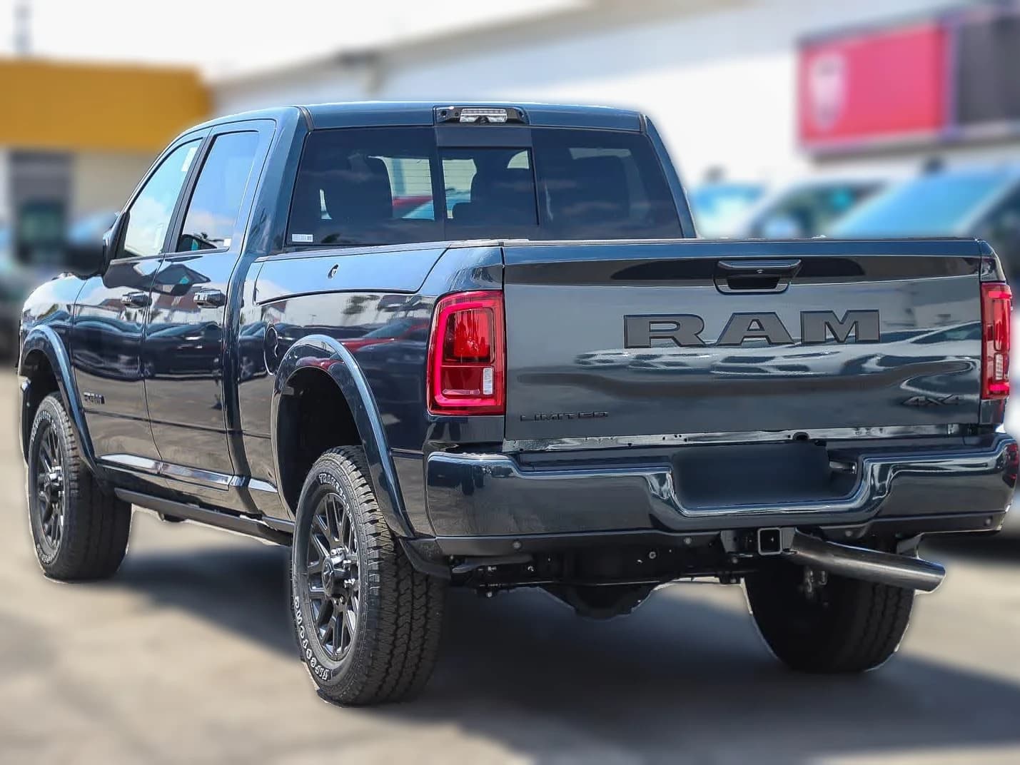 Ram 2500 Limited 4x4 Crew Cab 6'4" Box 2026 — side view