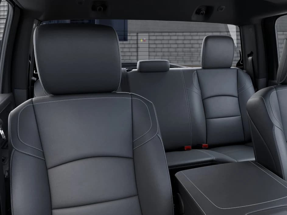 Ram 3500 Tradesman 4x4 Crew Cab 8' Box 2027 — side view
