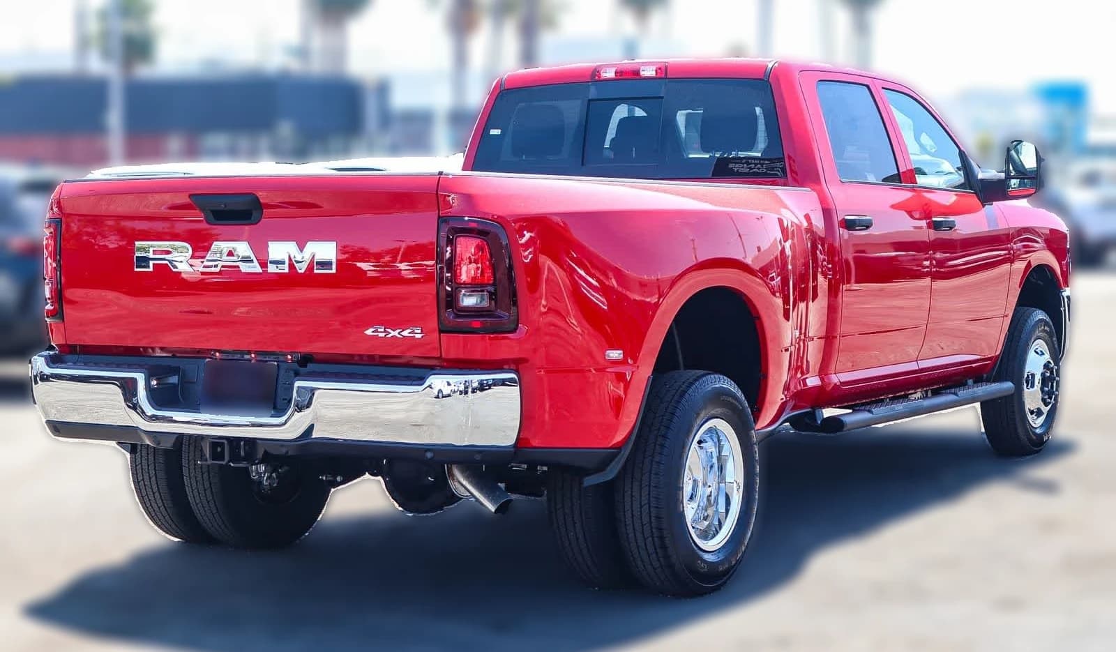 Ram 3500 Tradesman 4x4 Crew Cab 8' Box 2026 — side view