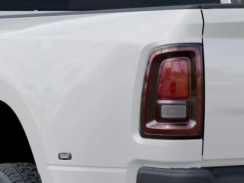 Ram 3500 Tradesman 4x4 Crew Cab 8' Box 2026 — side view