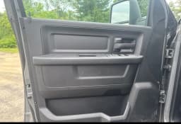 Ram 3500 Tradesman 4x4 Crew Cab 8' Box 2026 — side view